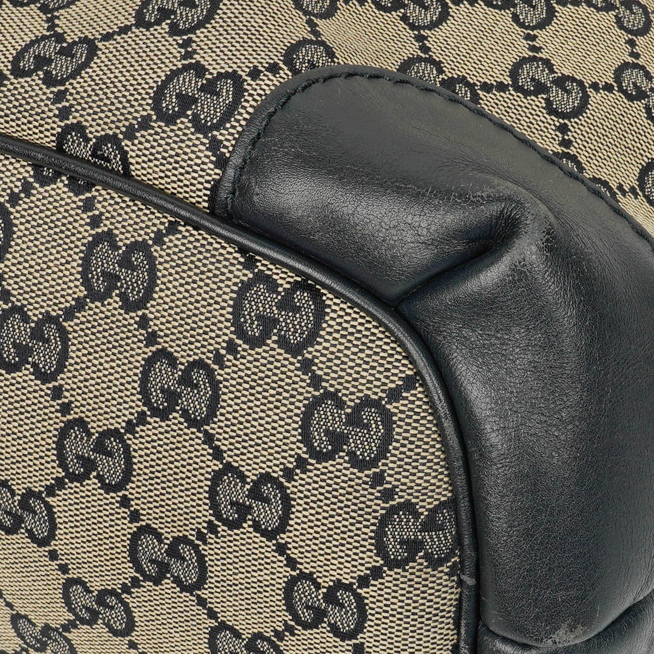 Gucci Sukey Hobo Tasche aus Monogram Canvas