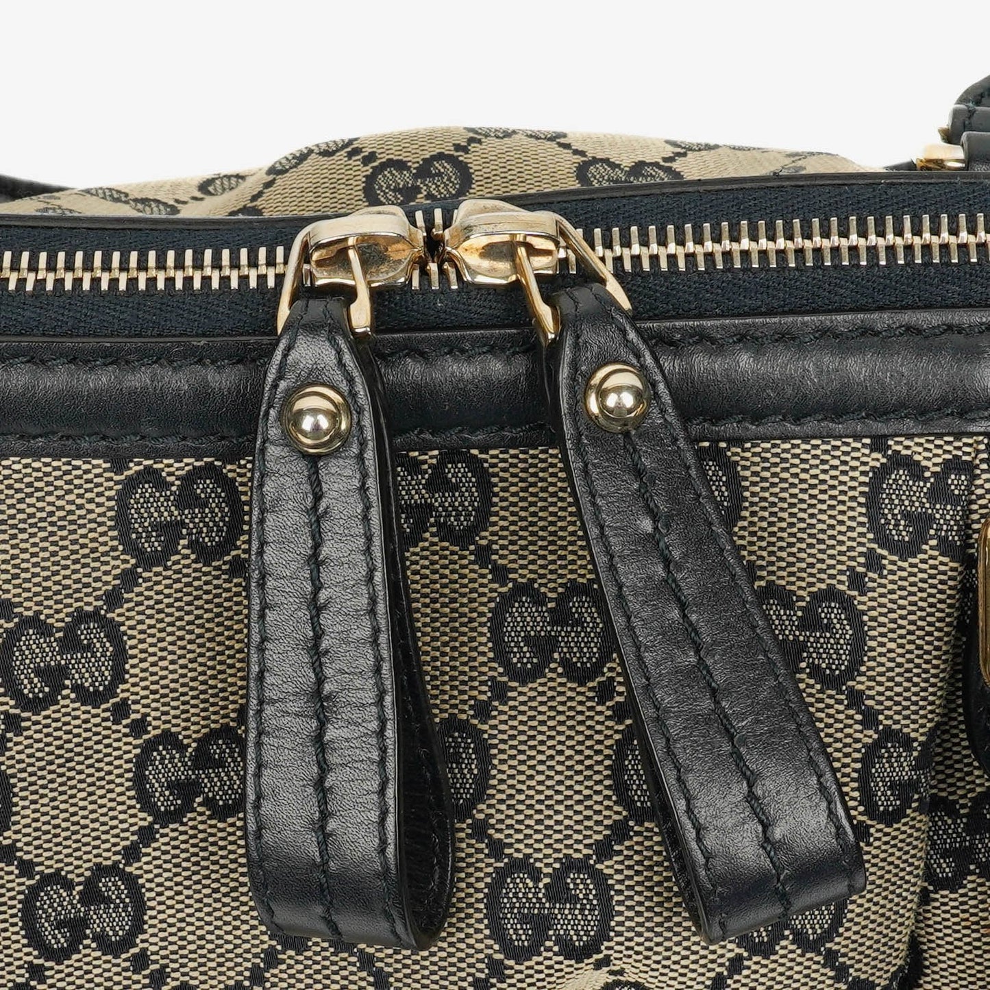 Gucci Sukey Hobo Tasche aus Monogram Canvas