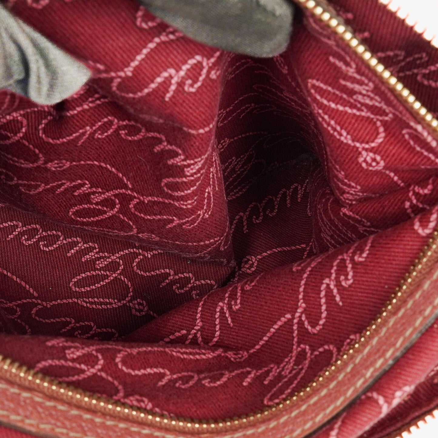 Gucci Monogram Charmy Hobo Tasche