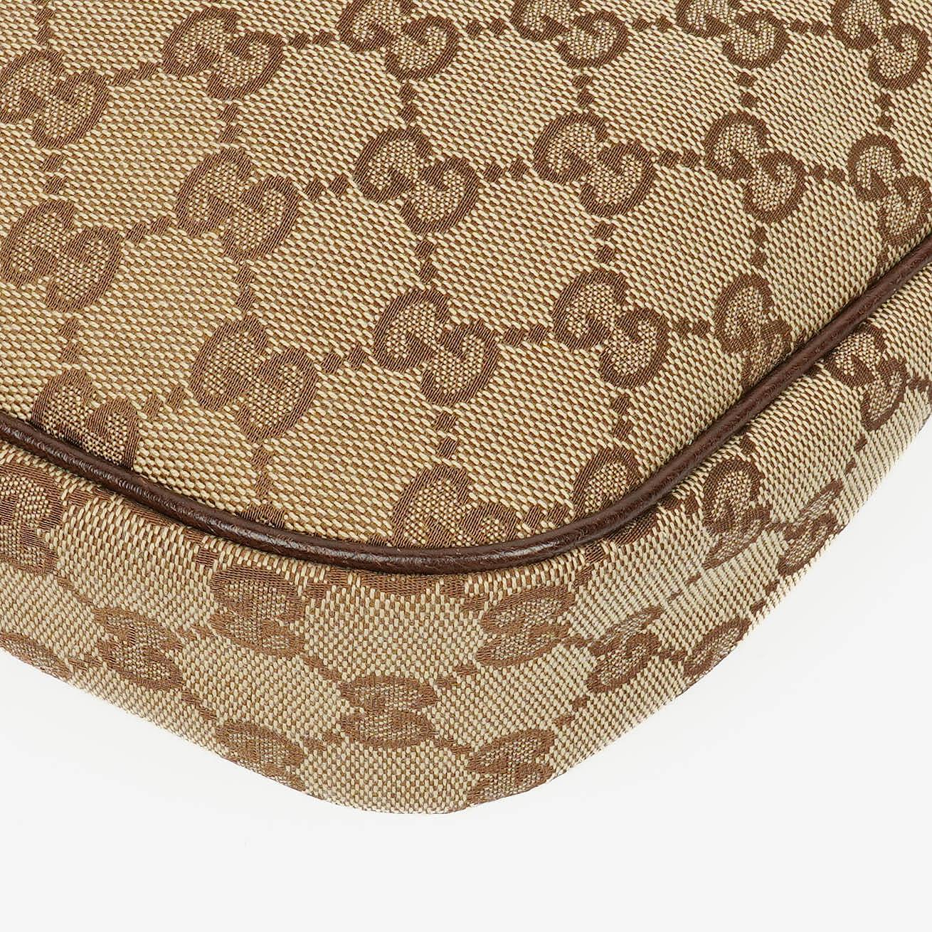 Gucci Charmy Hobo Tasche mit Monogramm