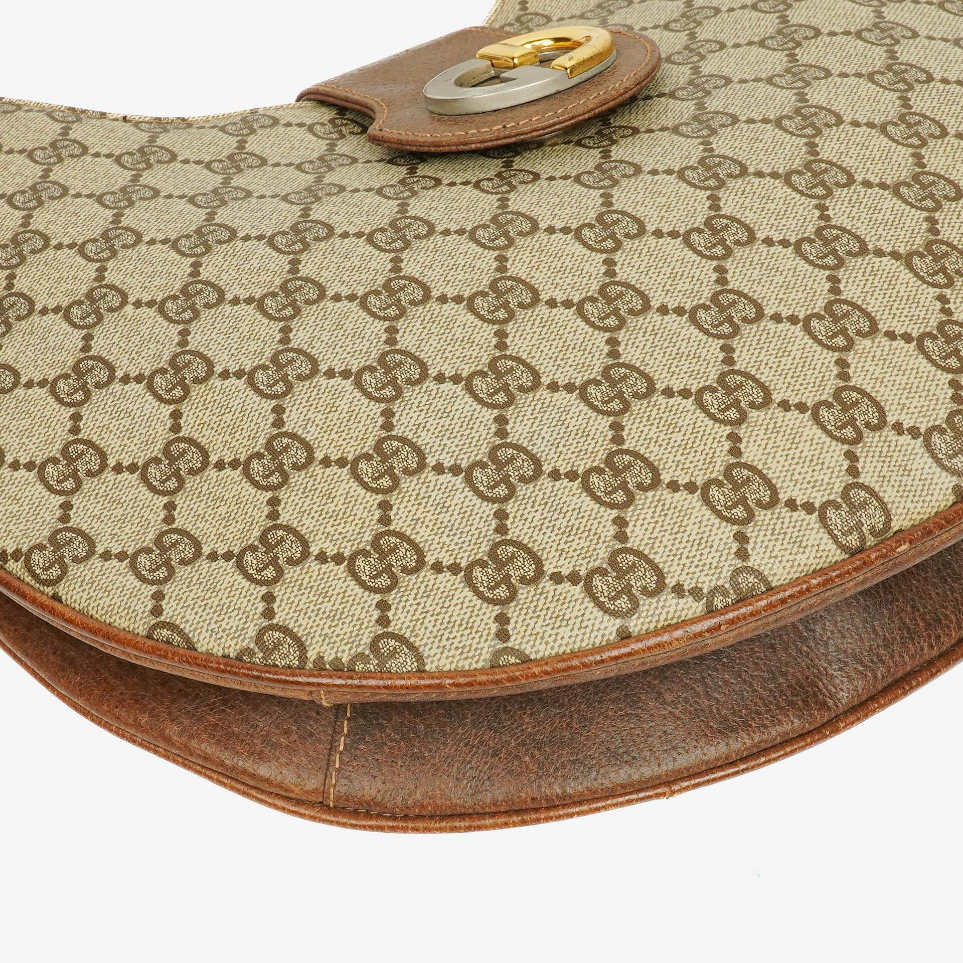 Gucci Hobo Bag aus Monogram GG Supreme