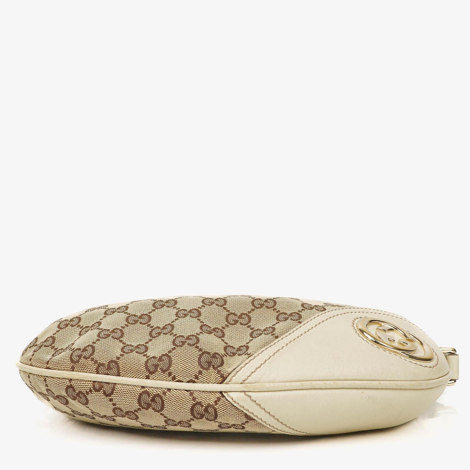Gucci New Britt mittelgroße Halbmond-Hobo-Tasche mit Monogramm