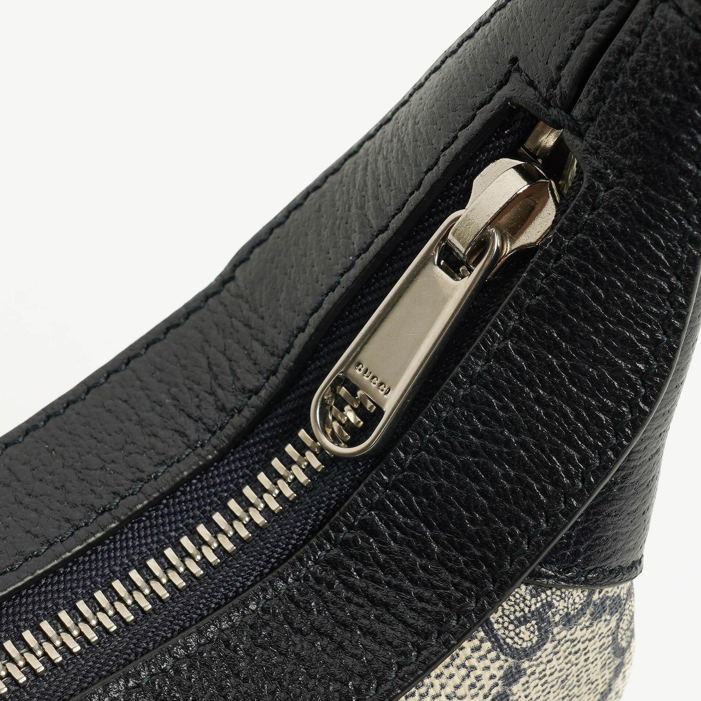 Gucci Ophidia GG Supreme Mini Tasche aus Canvas und navyblauem Leder