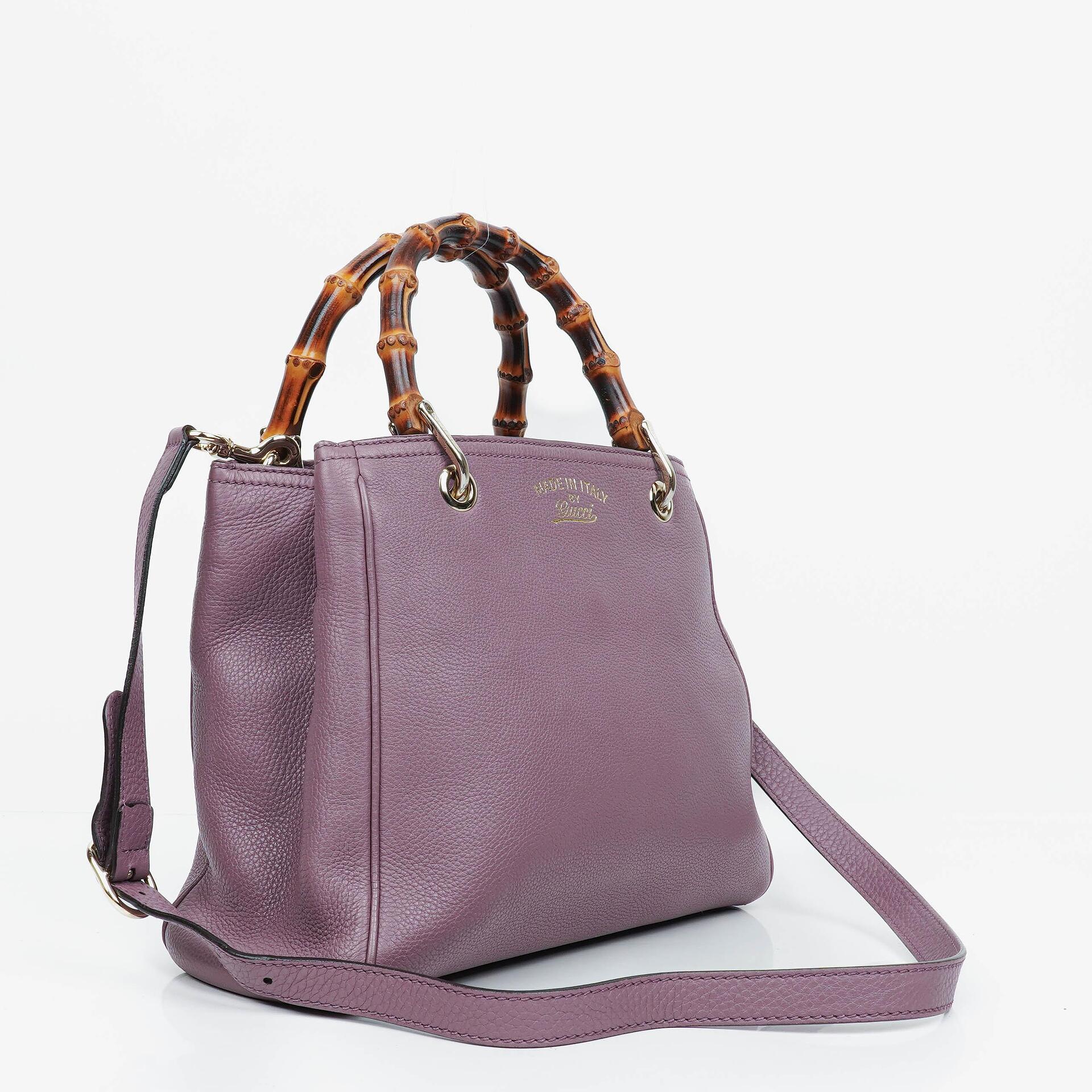 Gucci Mini Bamboo Tote aus lilafarbenem genarbtem Kalbsleder