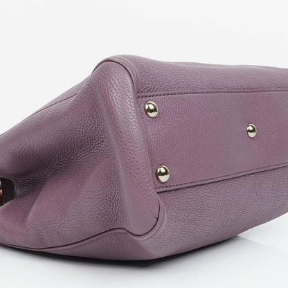 Gucci Mini Bamboo Tote aus lilafarbenem genarbtem Kalbsleder