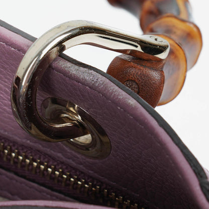 Gucci Mini Bamboo Tote aus lilafarbenem genarbtem Kalbsleder