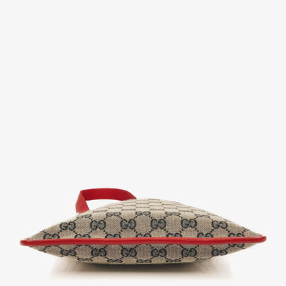 Gucci Schultertasche aus rotem GG Canvas