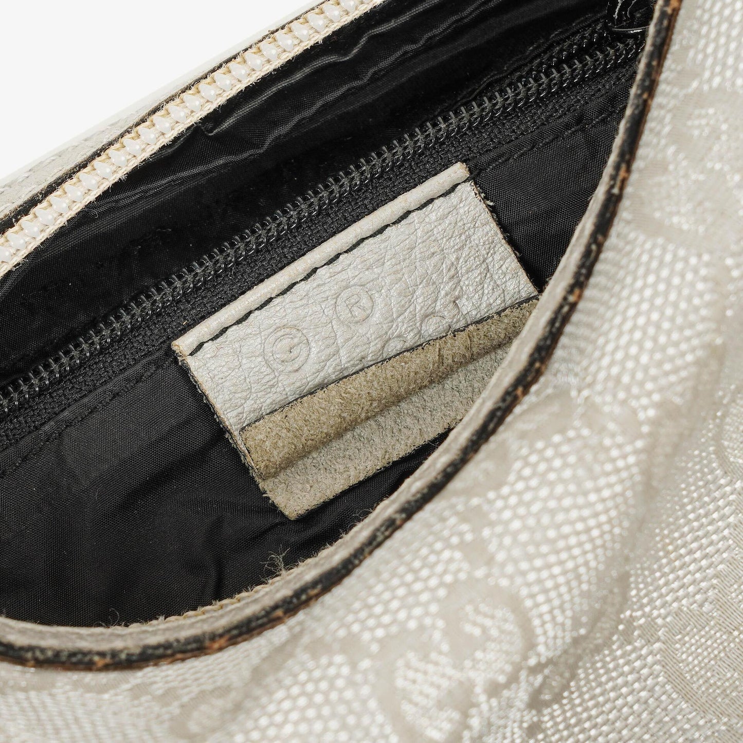 Gucci Silber Metallic Canvas Hobo Tasche