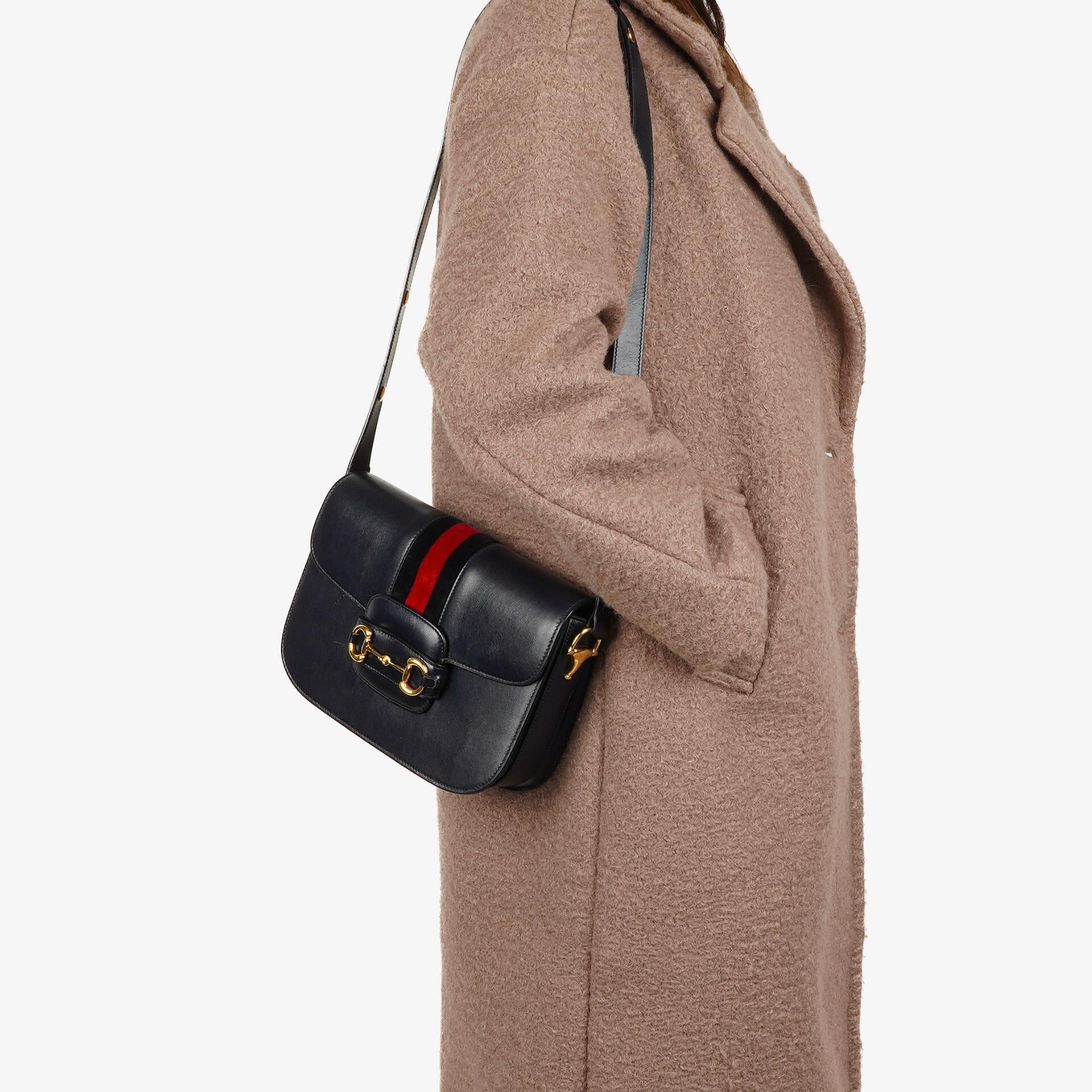 Gucci Kleine Horsebit 1955 Schultertasche aus dunkelblauem Leder