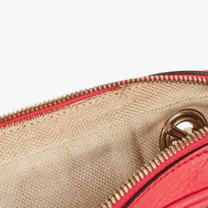 Gucci Kleine Soho Tasche aus Leder