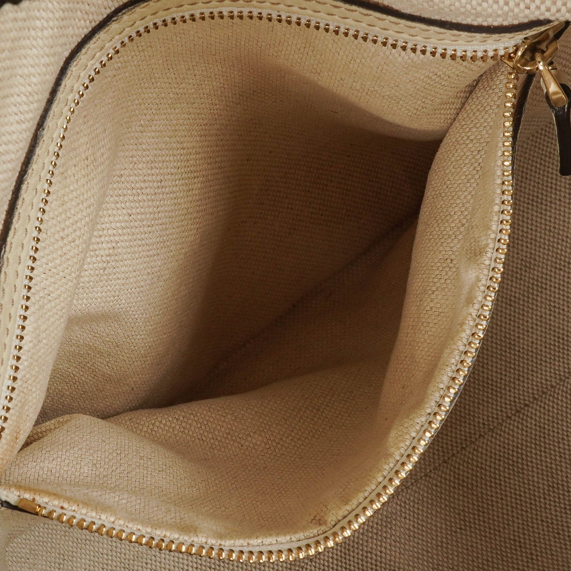 Gucci Soho Tote Tasche aus neutralfarbenem Leder