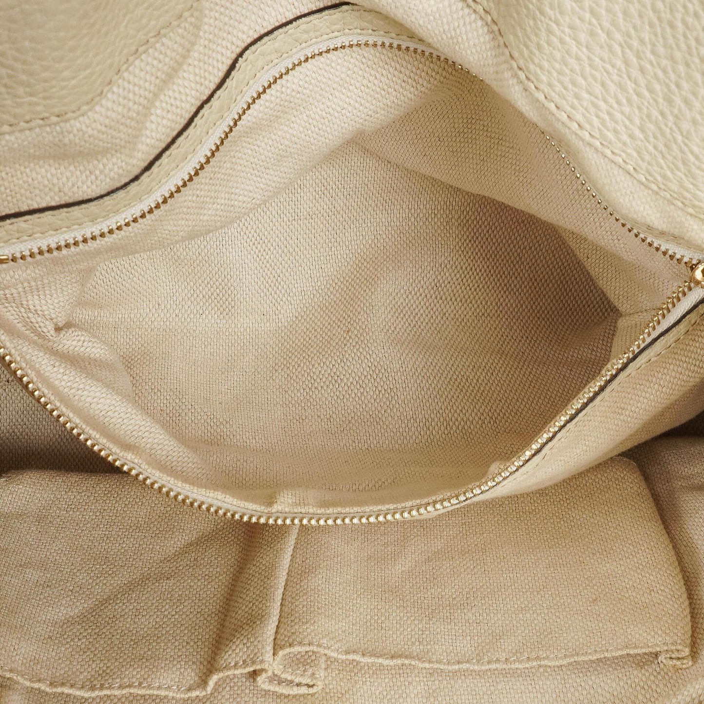 Gucci Soho Chain Tote Bag aus genarbtem Kalbsleder