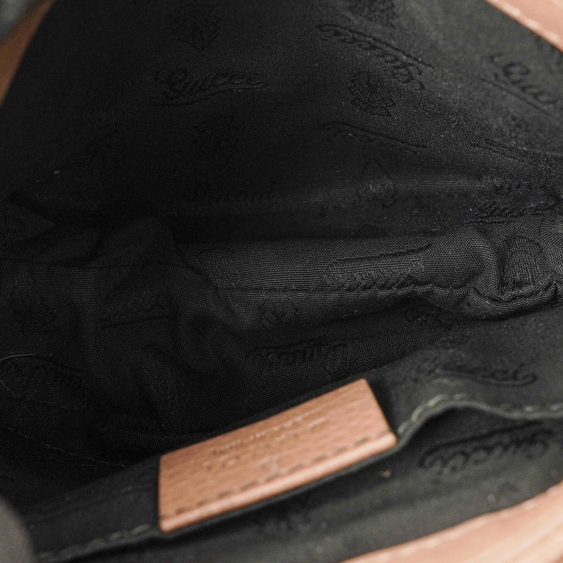 Gucci Blondie kleine Umhängetasche aus Wildleder