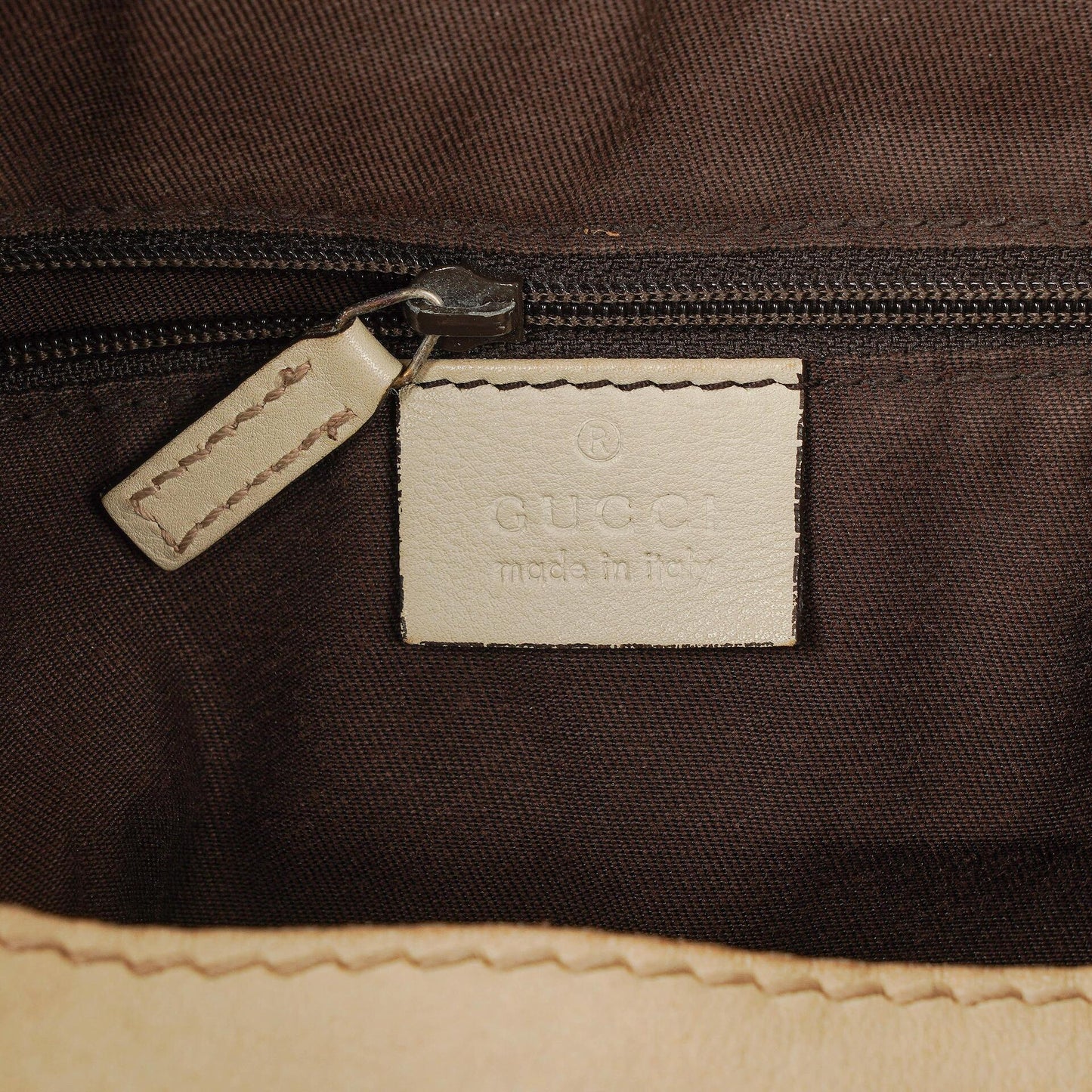 Gucci Sukey Hobo-Tasche Medium aus beigem GG Canvas
