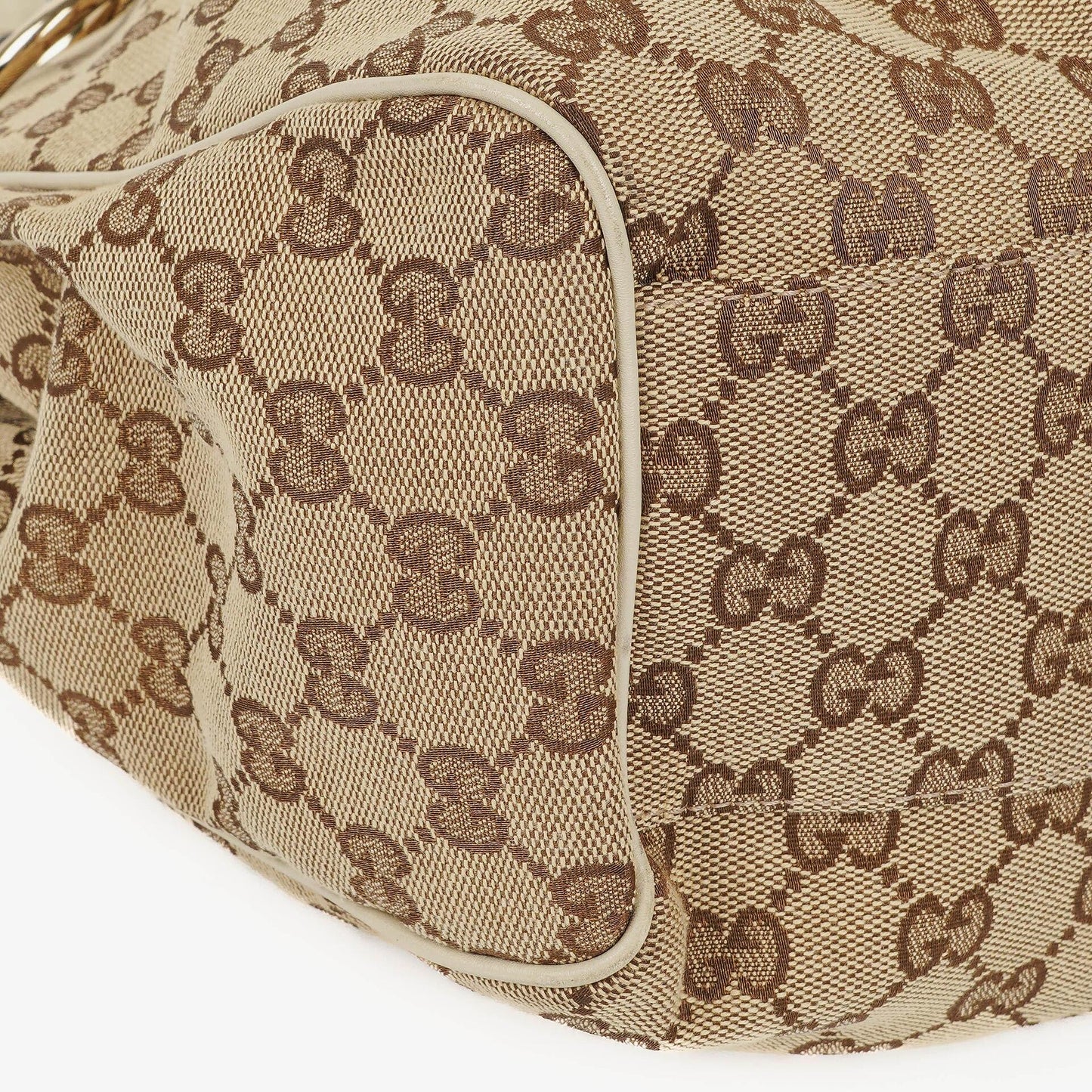 Gucci Sukey Medium Hobo-Tasche aus beigem GG Canvas