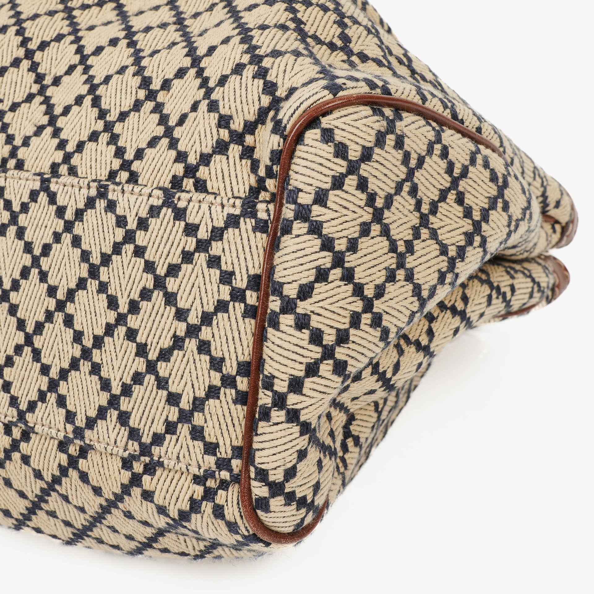 Gucci Sukey Tote aus dunkelbraunem Monogramm