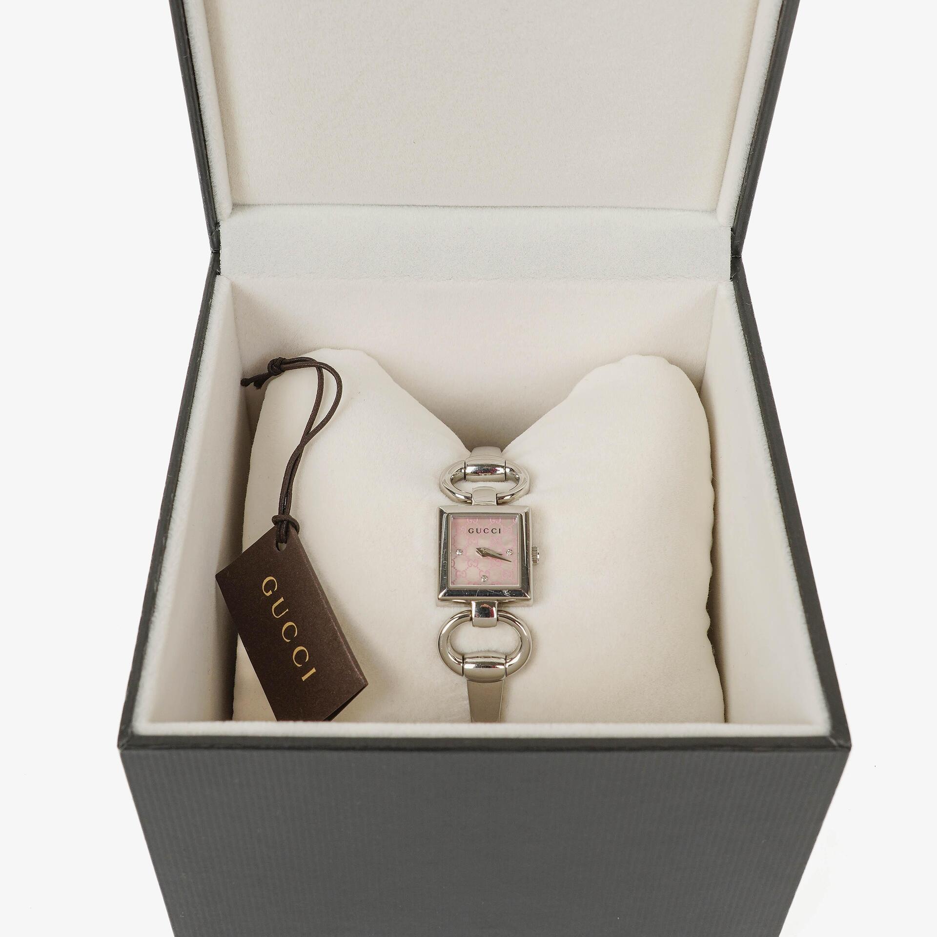 Gucci Tornavoni Edelstahl Damenuhr