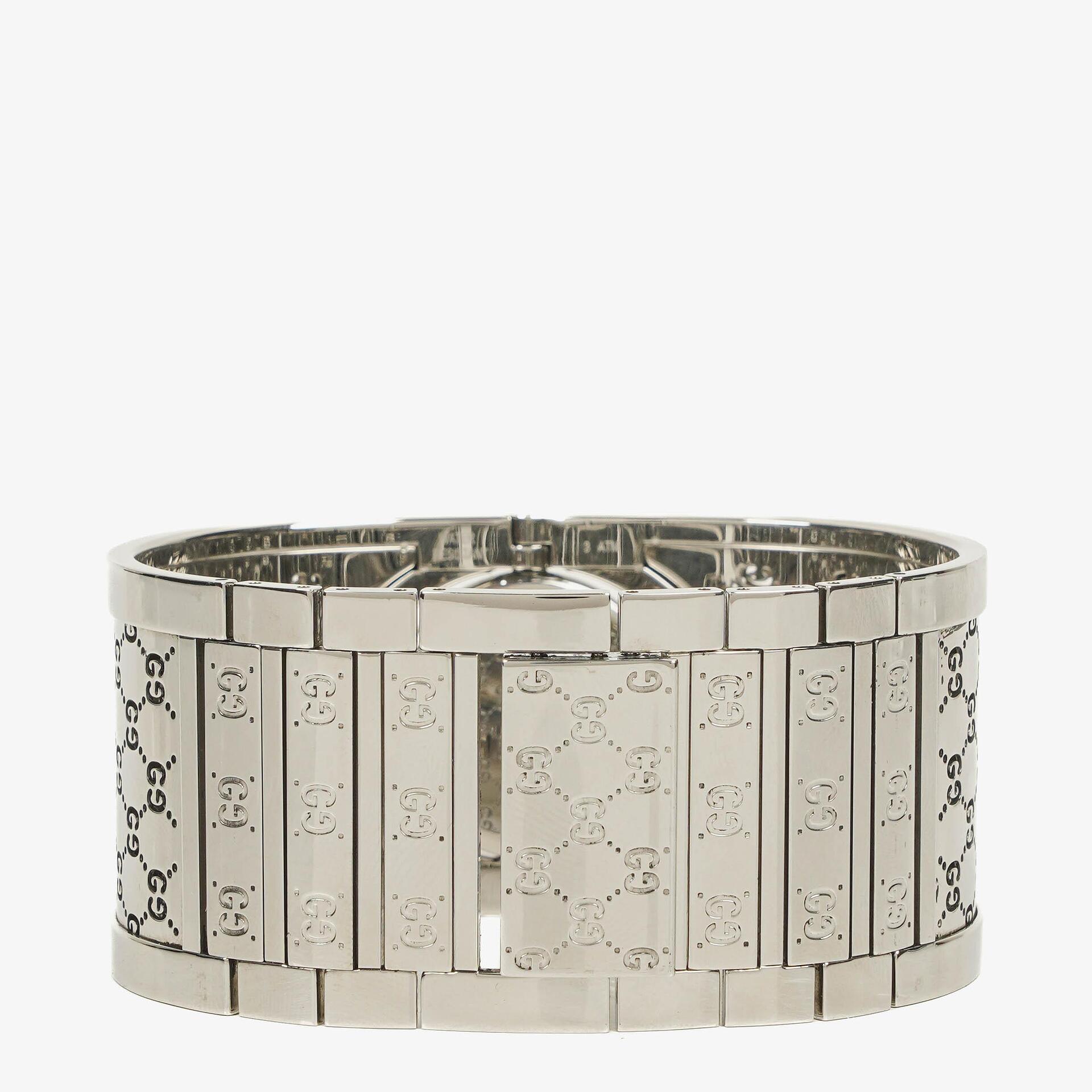 Gucci Twirl 33 mm Quarzuhr aus Edelstahl