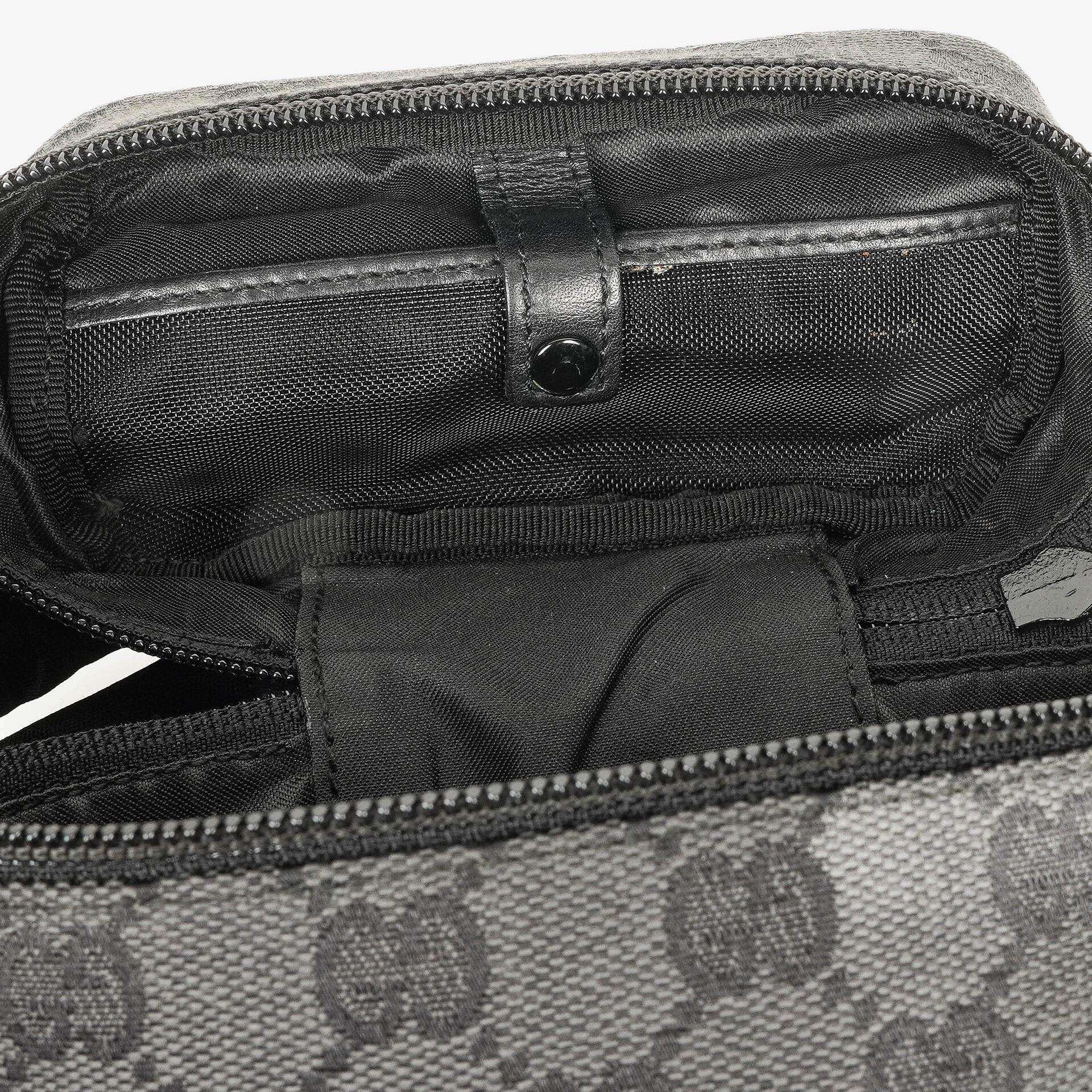 Gucci GG Monogramm Vanity Case Tasche