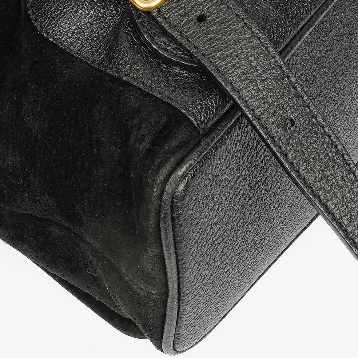 Gucci Vintage Rucksack aus schwarzem Wildleder und Bambus