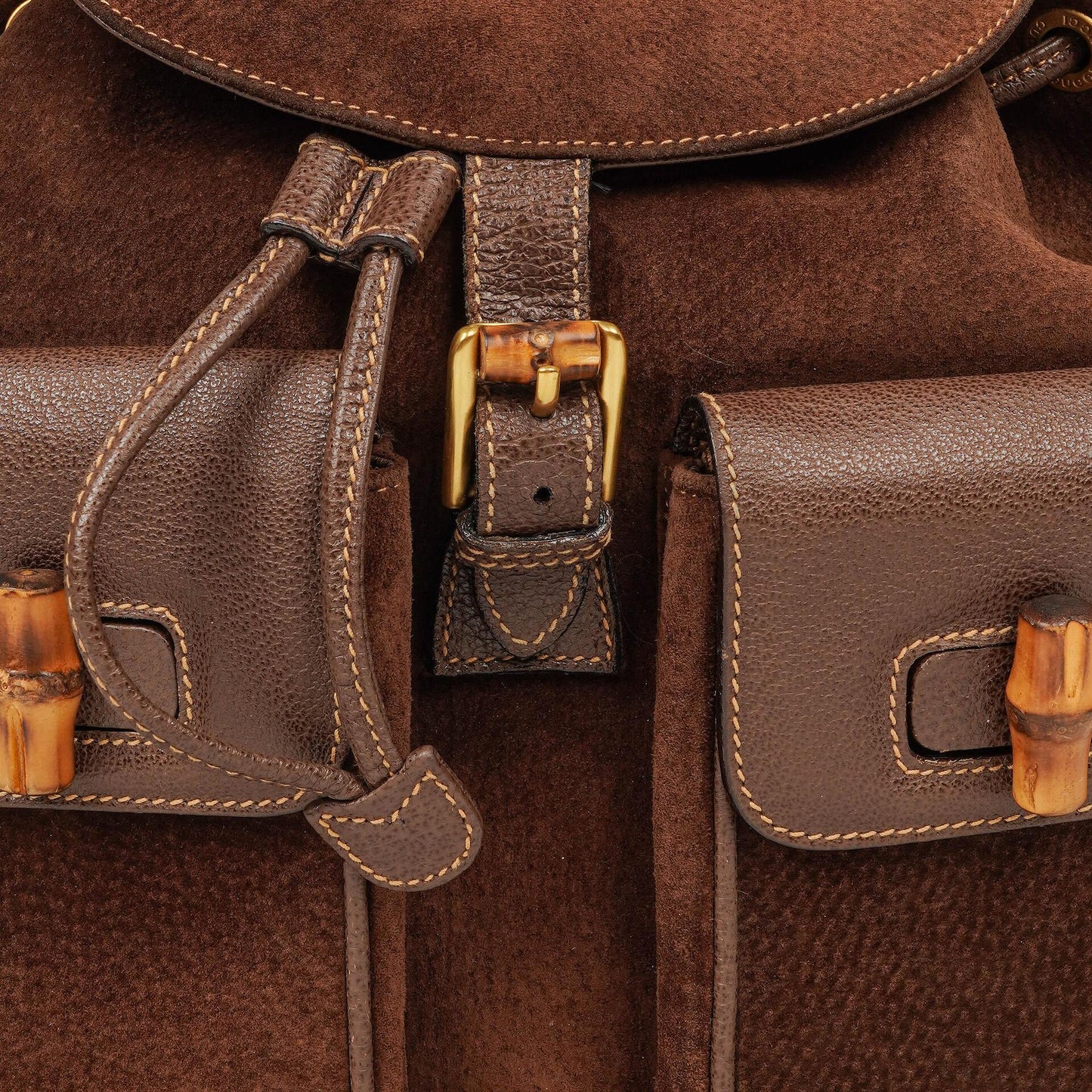 Gucci Vintage Rucksack aus braunem Wildleder und Leder mit Bambus