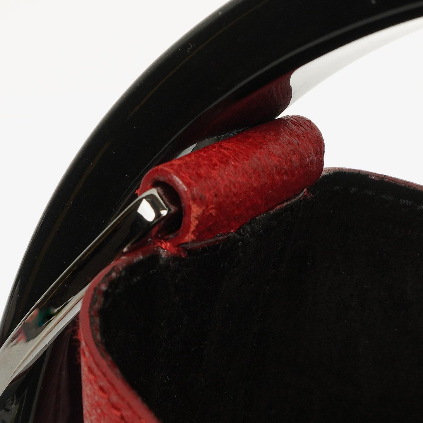 Gucci Vintage Bucket Bag aus rotem Leder mit Täschchen