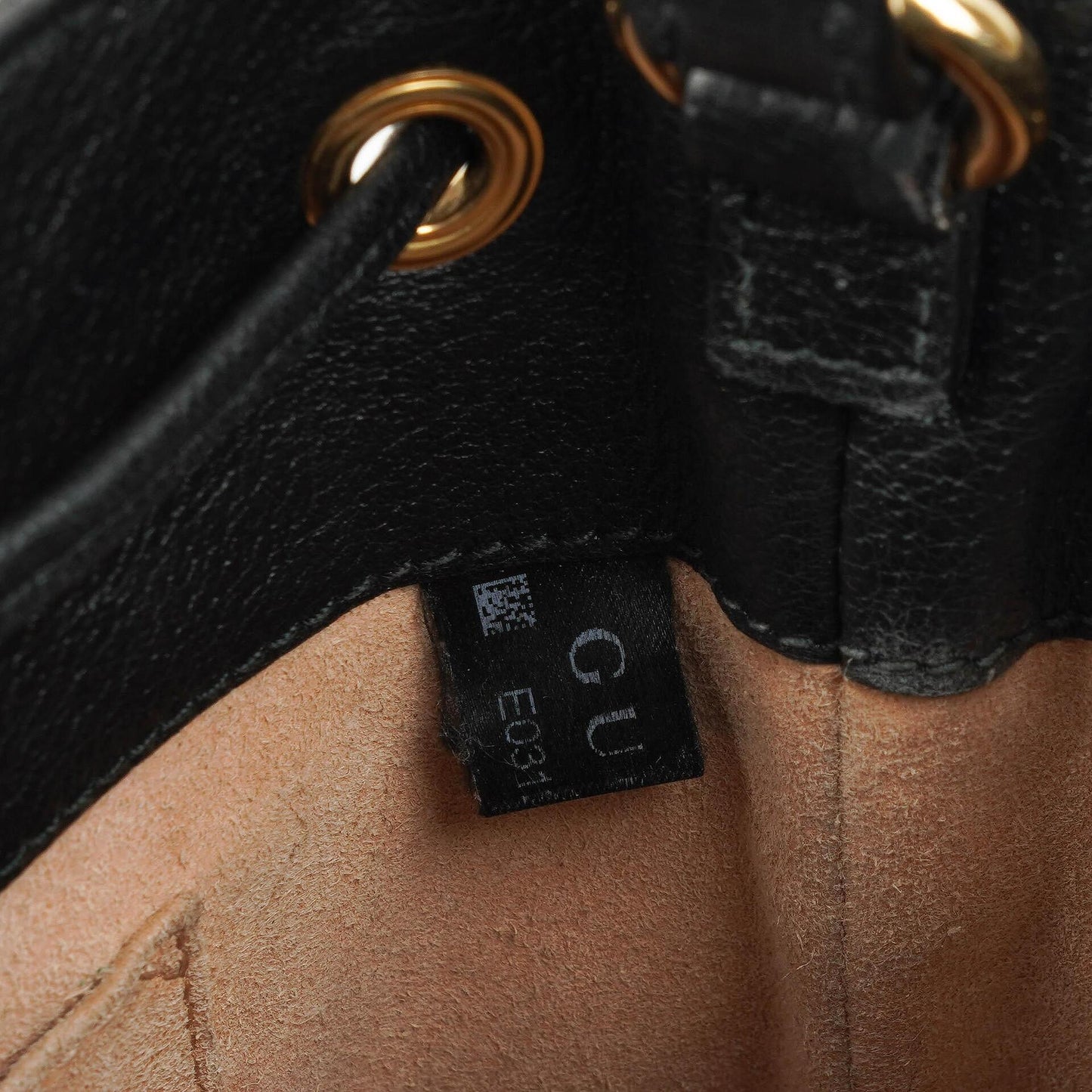 Gucci Web Ophidia Bucket Bag Klein aus schwarzem glasiertem strukturiertem Kalbsleder