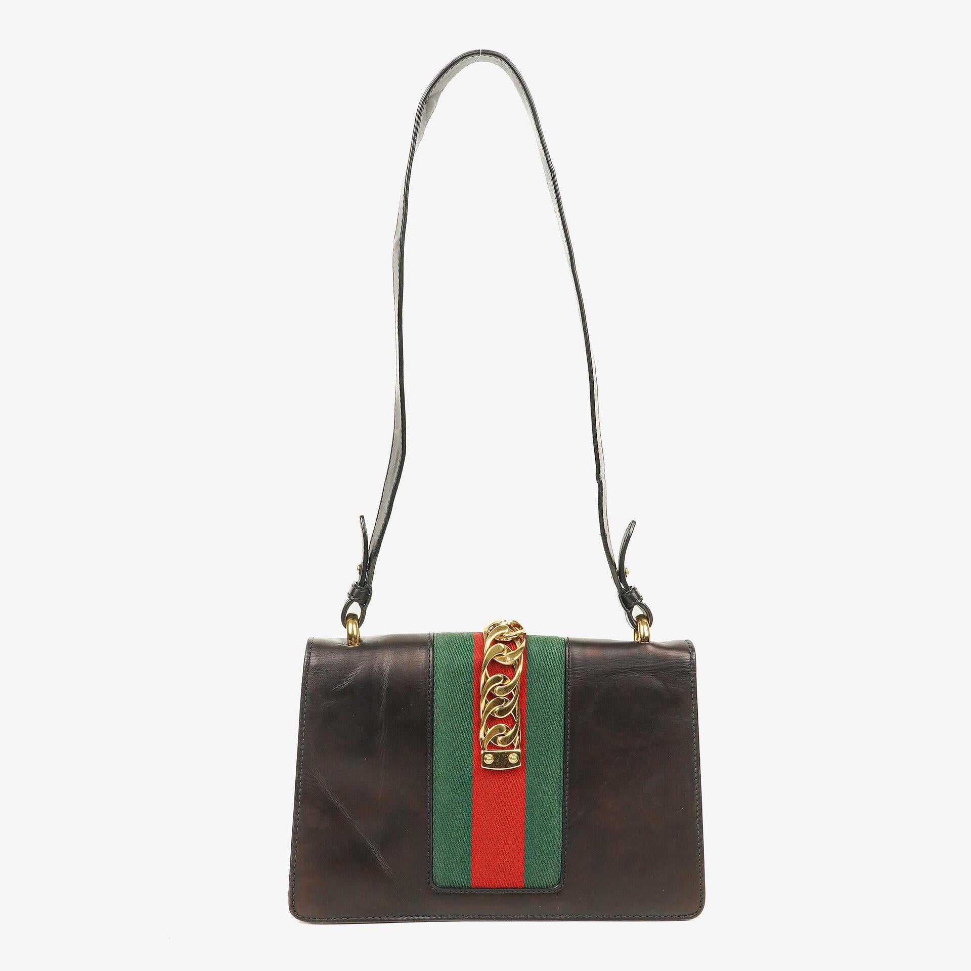 Gucci Web Sylvie Schultertasche aus schwarzem Leder