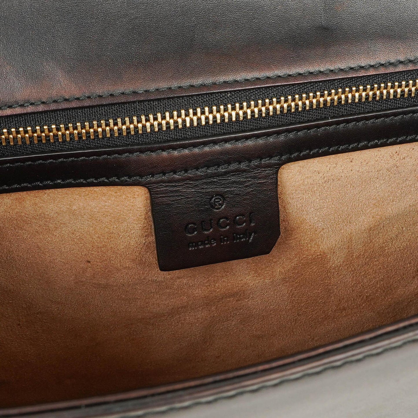 Gucci Web Sylvie Schultertasche aus schwarzem Leder