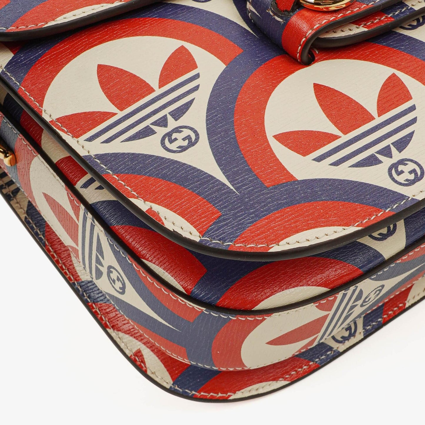 Gucci x adidas Shanghai kleine Horsebit 1955 Schultertasche aus Kalbsleder mit Web, Trefoil und Interlocking G in Rot Weiß Blau