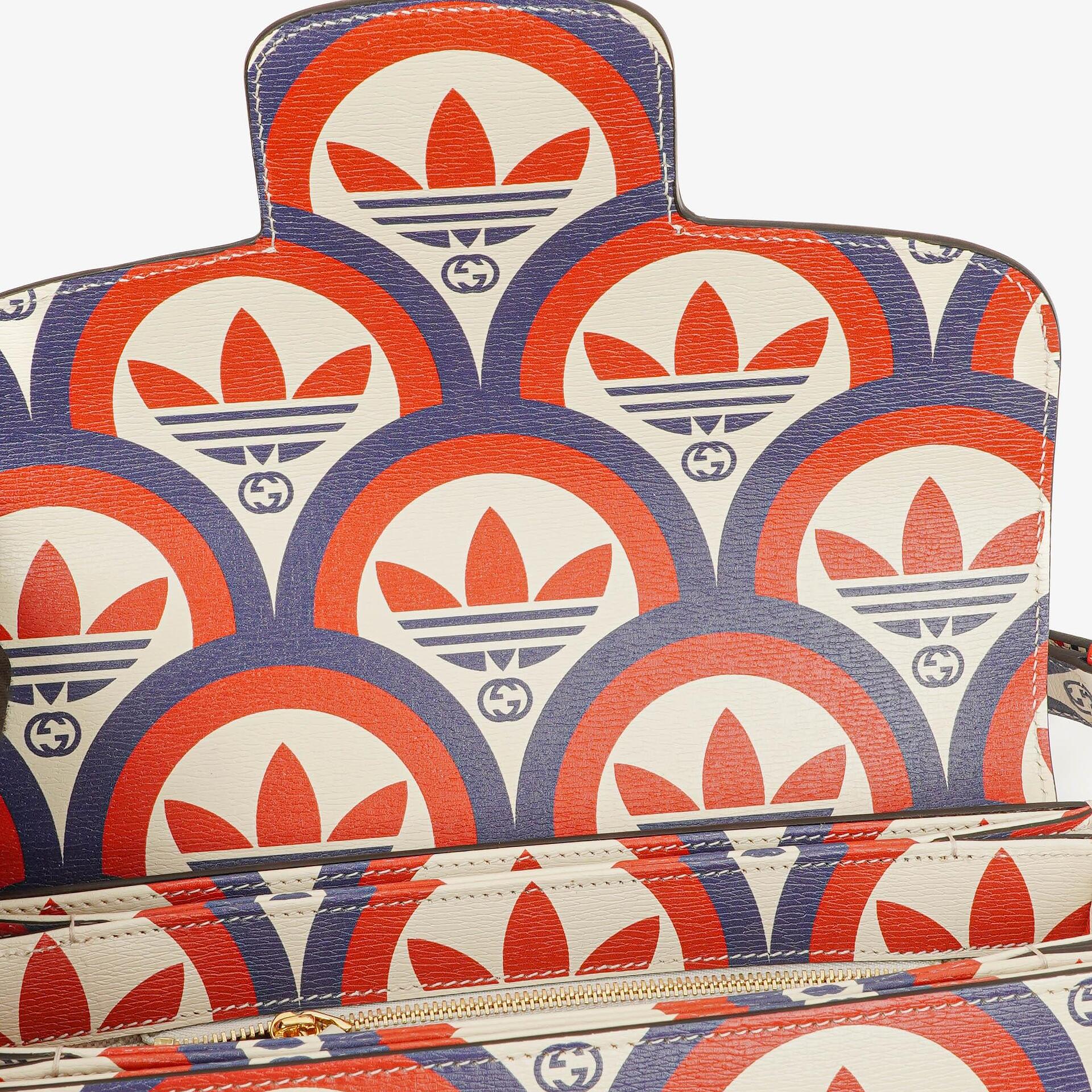 Gucci x adidas Shanghai kleine Horsebit 1955 Schultertasche aus Kalbsleder mit Web, Trefoil und Interlocking G in Rot Weiß Blau
