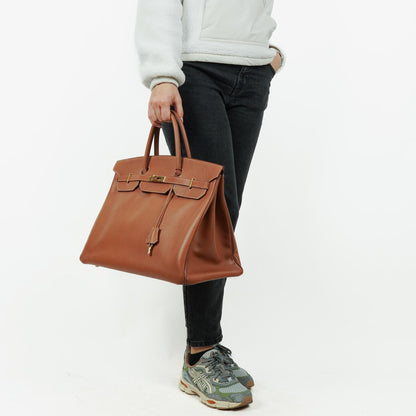 Hermes Birkin 40 Retourne Tasche aus goldfarbenem Courchevel-Leder mit Goldbeschlägen