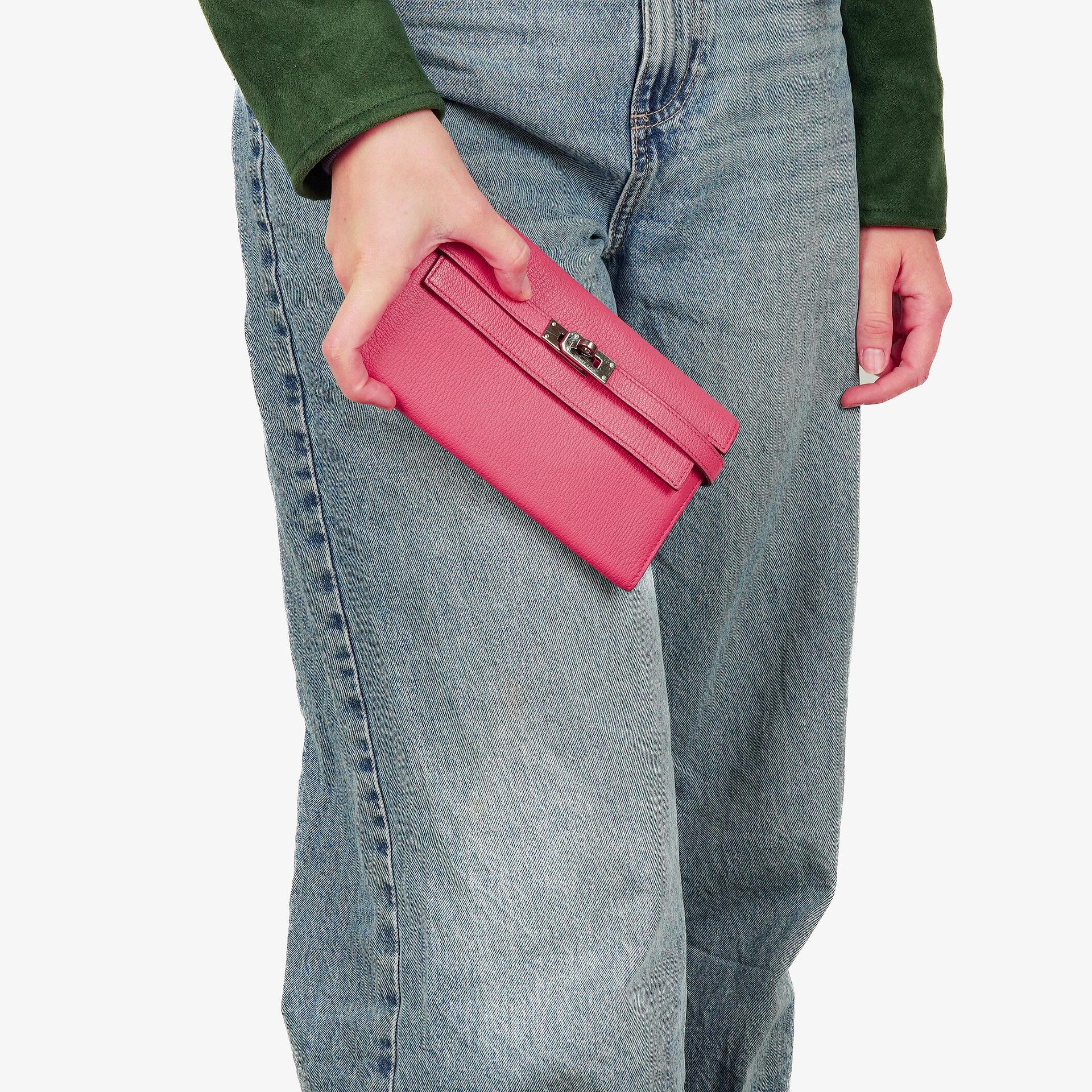 Hermès Kelly Longue Geldbörse aus Chevre Mysore in Rose Shocking
