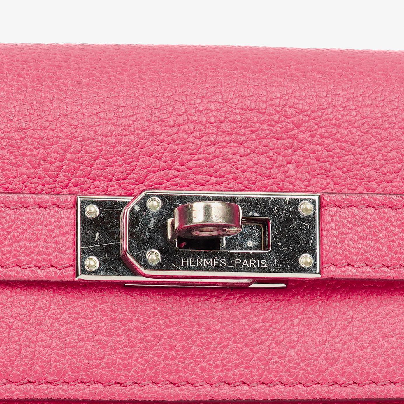 Hermès Kelly Longue Geldbörse aus Chevre Mysore in Rose Shocking
