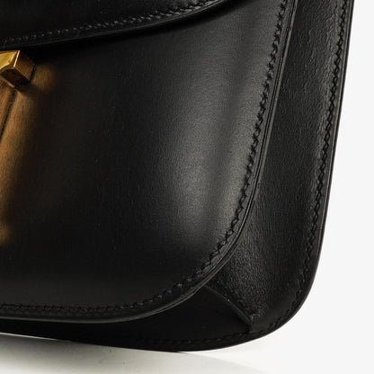 Hermès Constance 23 Vintage aus schwarzem Box-Kalbsleder mit goldfarbener Hardware, 1979