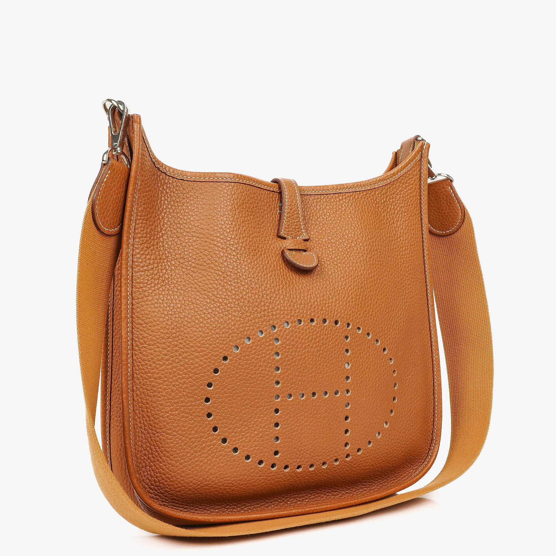 Hermès Evelyne I 29 Schultertasche aus Gold Taurillon Clemence Leder