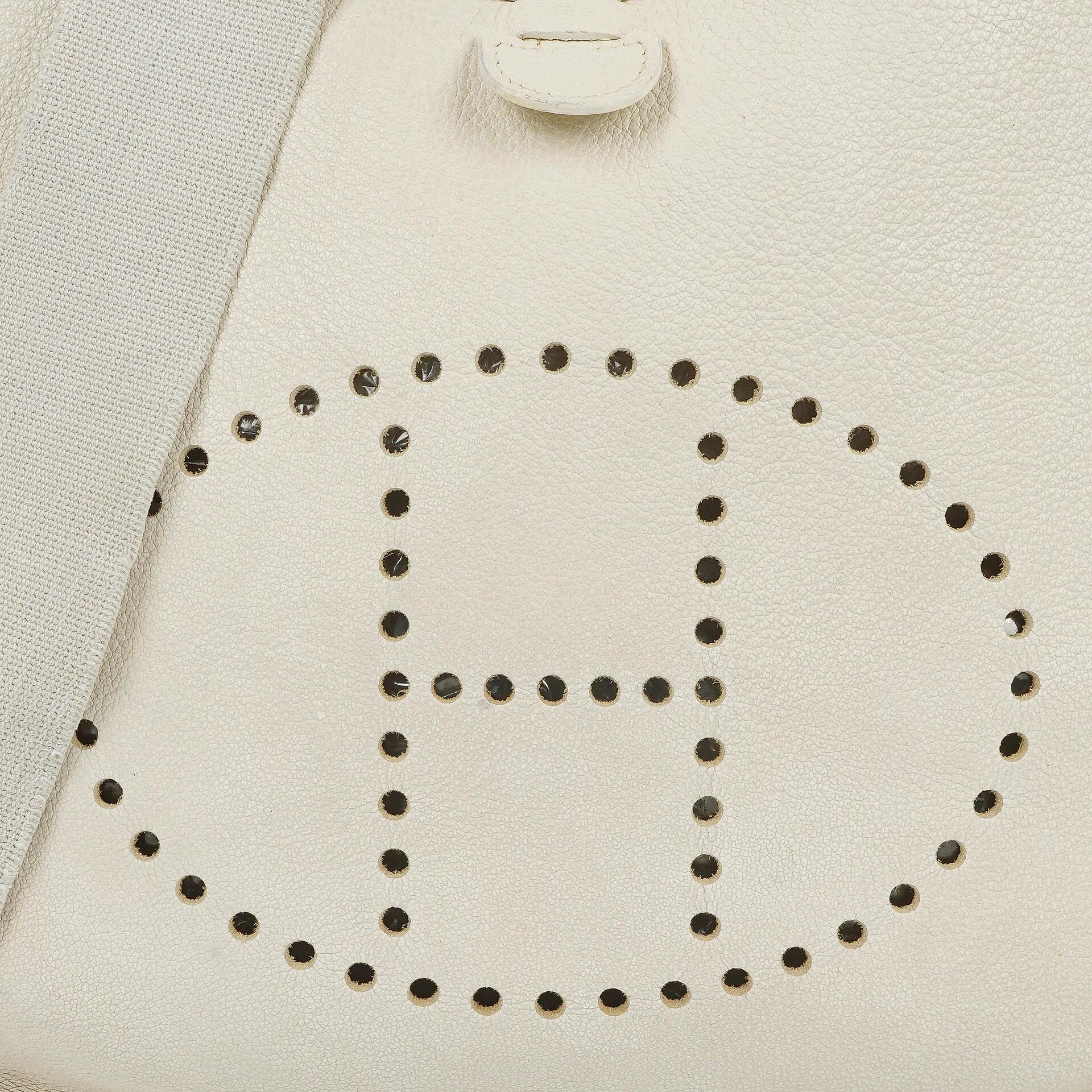 Hermès Evelyne I 30 Schultertasche aus weißem Clemence-Leder