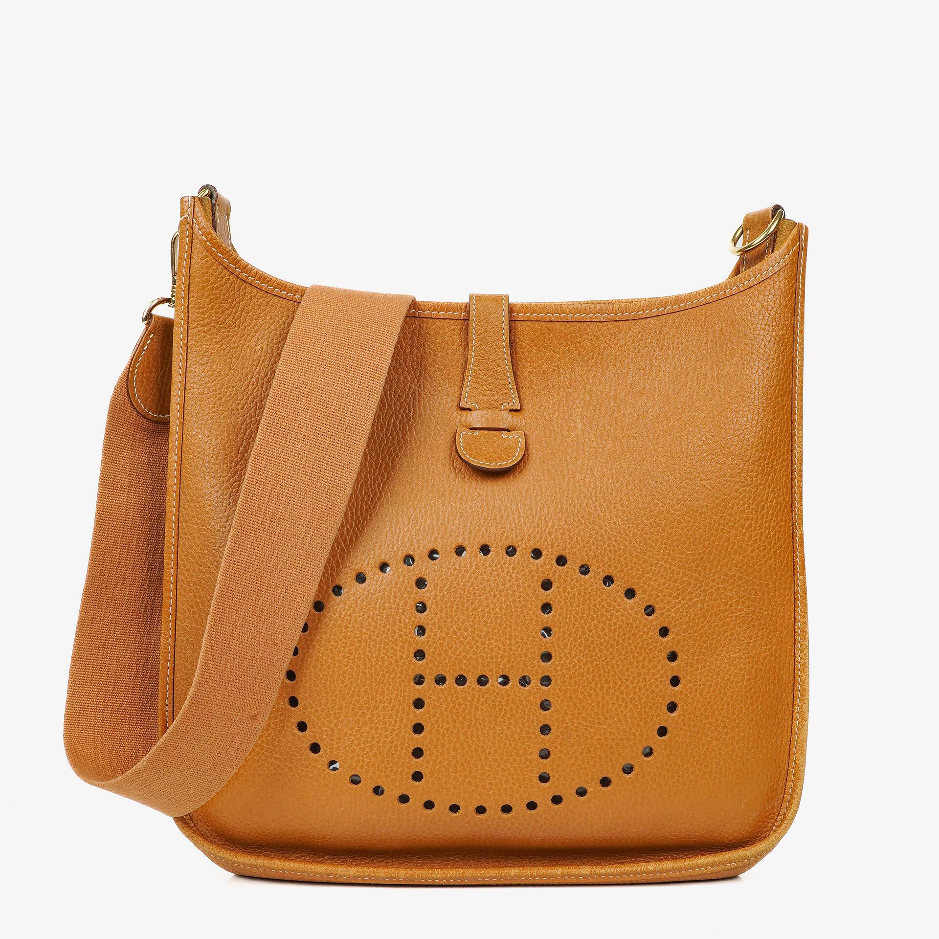 Hermès Evelyne I 32 Schultertasche aus Taurillon Clemence Leder in Gold