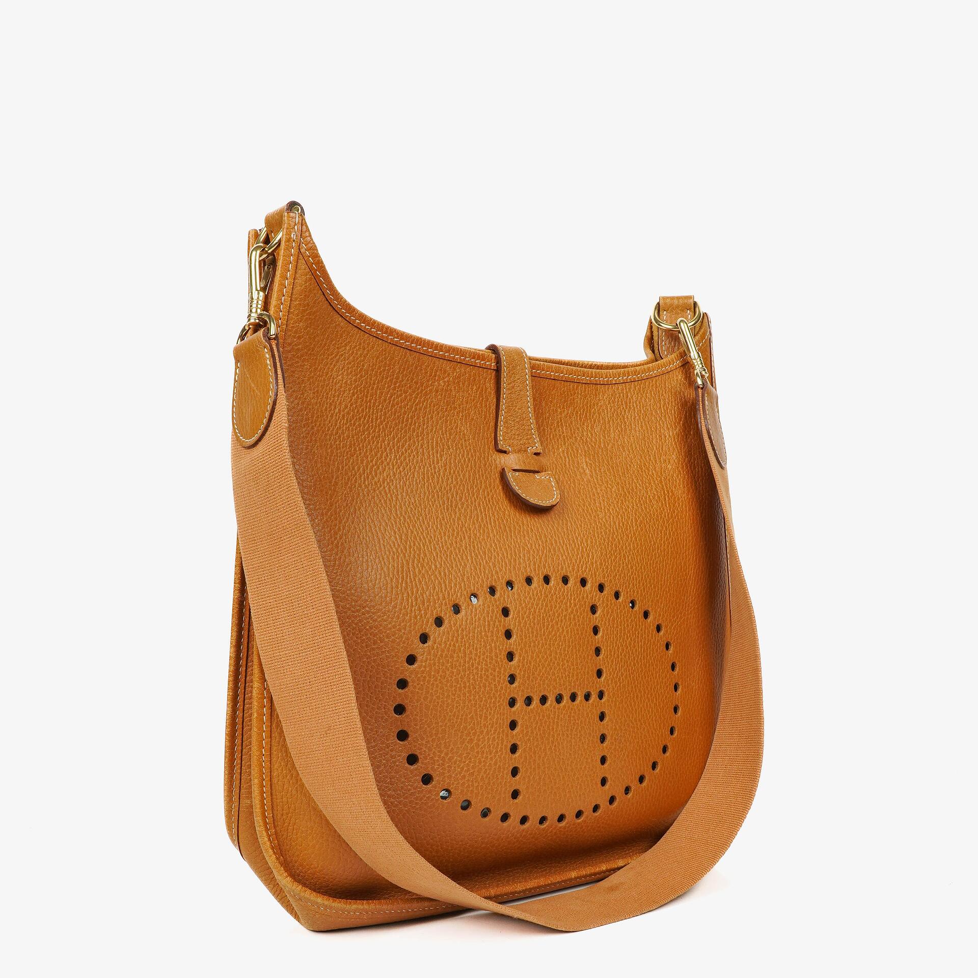 Hermès Evelyne I 32 Schultertasche aus Taurillon Clemence Leder in Gold