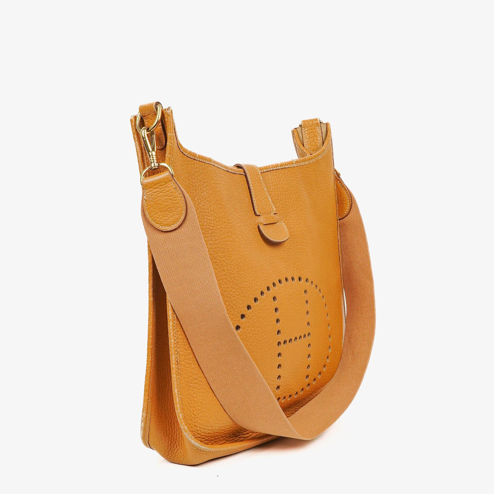 Hermès Evelyne I 33 Schultertasche aus Taurillon Clemence in Natural Sable
