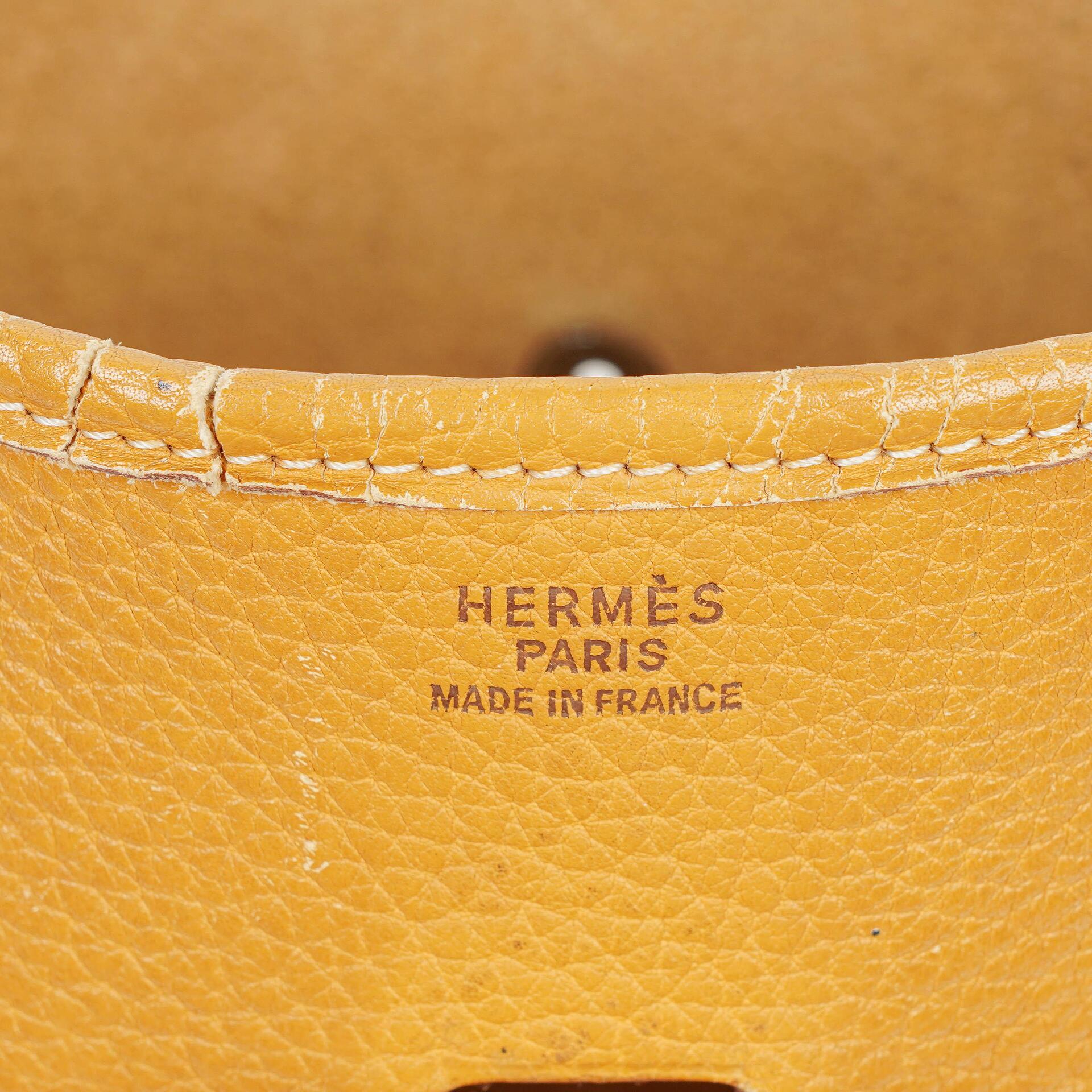 Hermès Evelyne I 33 Schultertasche aus Taurillon Clemence in Natural Sable