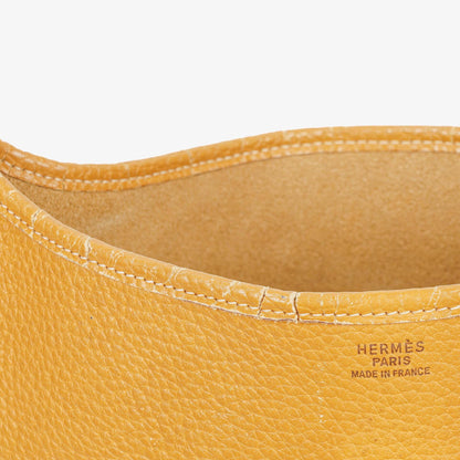 Hermès Evelyne I 33 Schultertasche aus Taurillon Clemence in Natural Sable