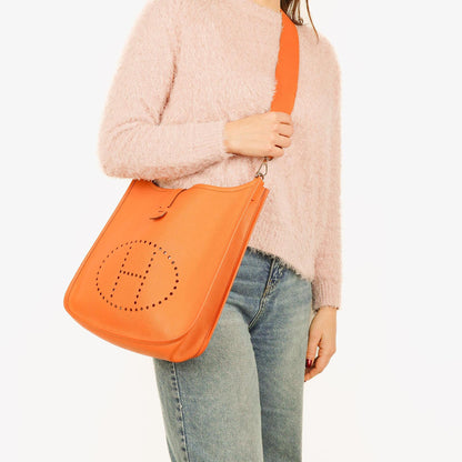 Hermès Evelyne I 33 Schultertasche aus orangefarbenem Epsom-Leder