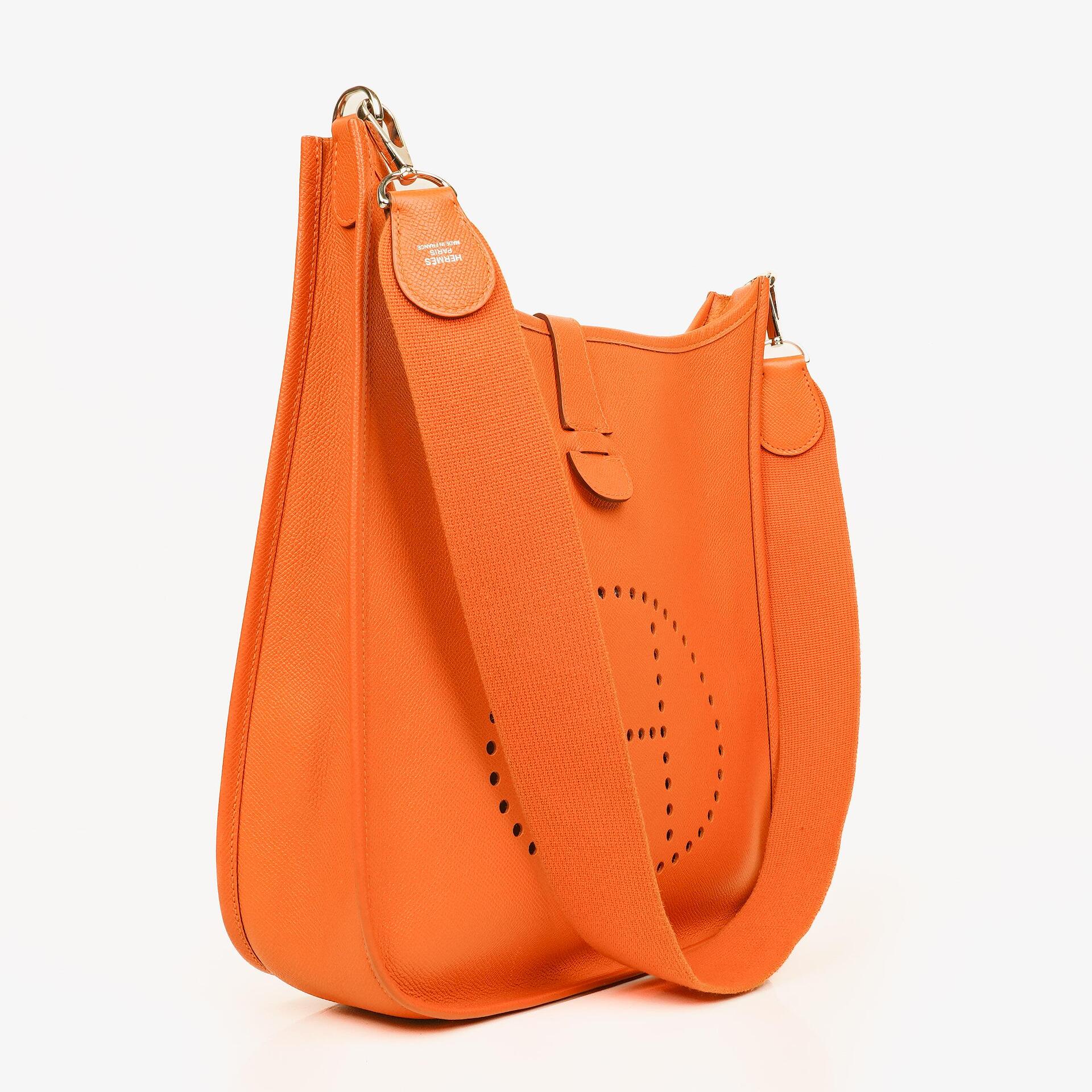 Hermès Evelyne I 33 Schultertasche aus orangefarbenem Epsom-Leder