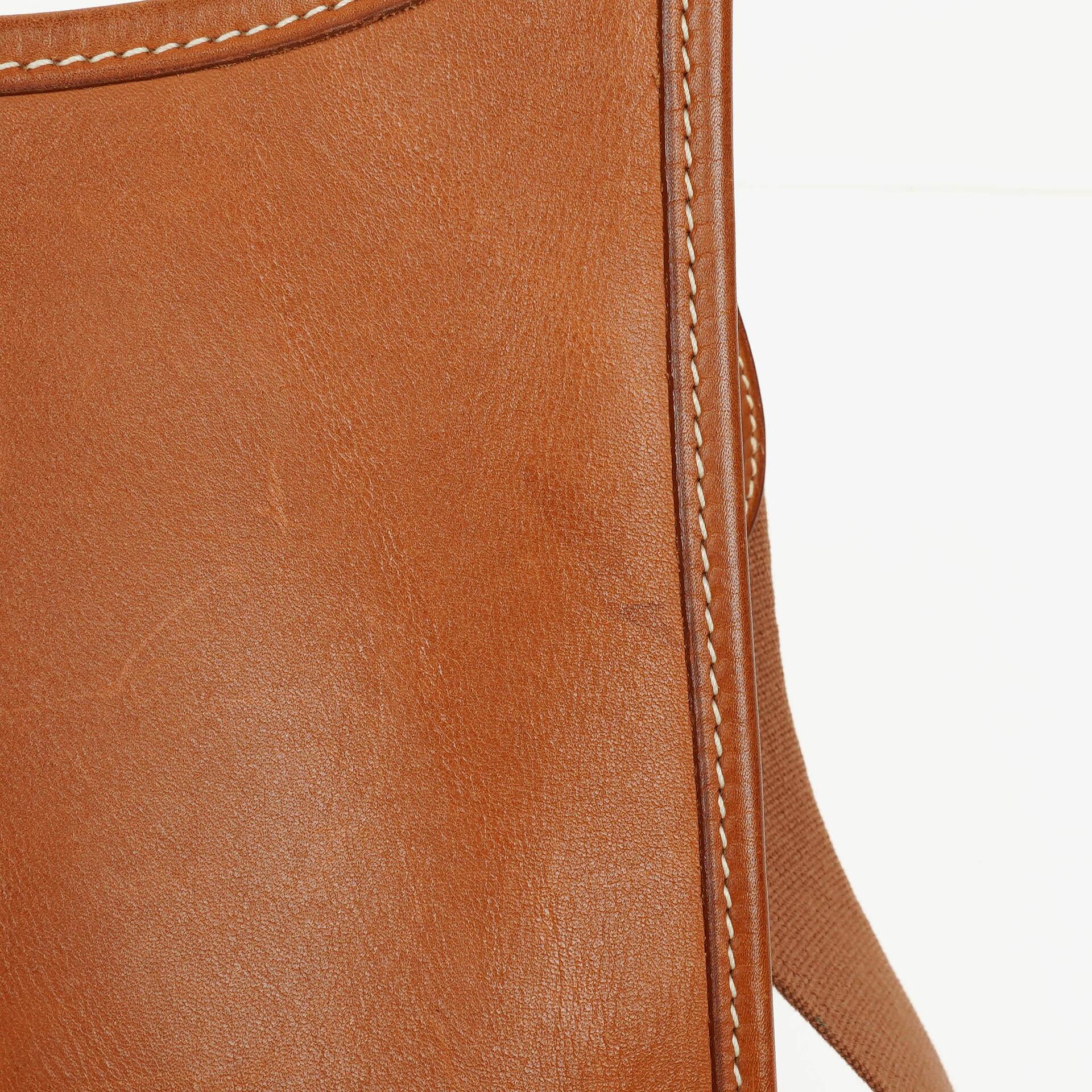 Hermès Evelyne I Schultertasche aus Barenia Leder