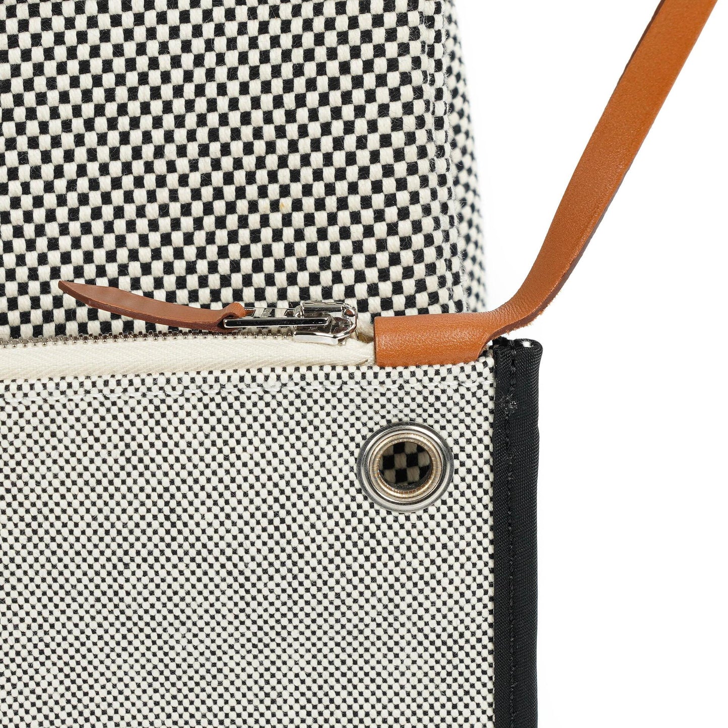 Hermès Herbag Horseshoe Stamp (HSS) Zip PM In Bleu Indigo Vache Hunter Und Criss Viking Stoff Mit Palladium Beschlägen