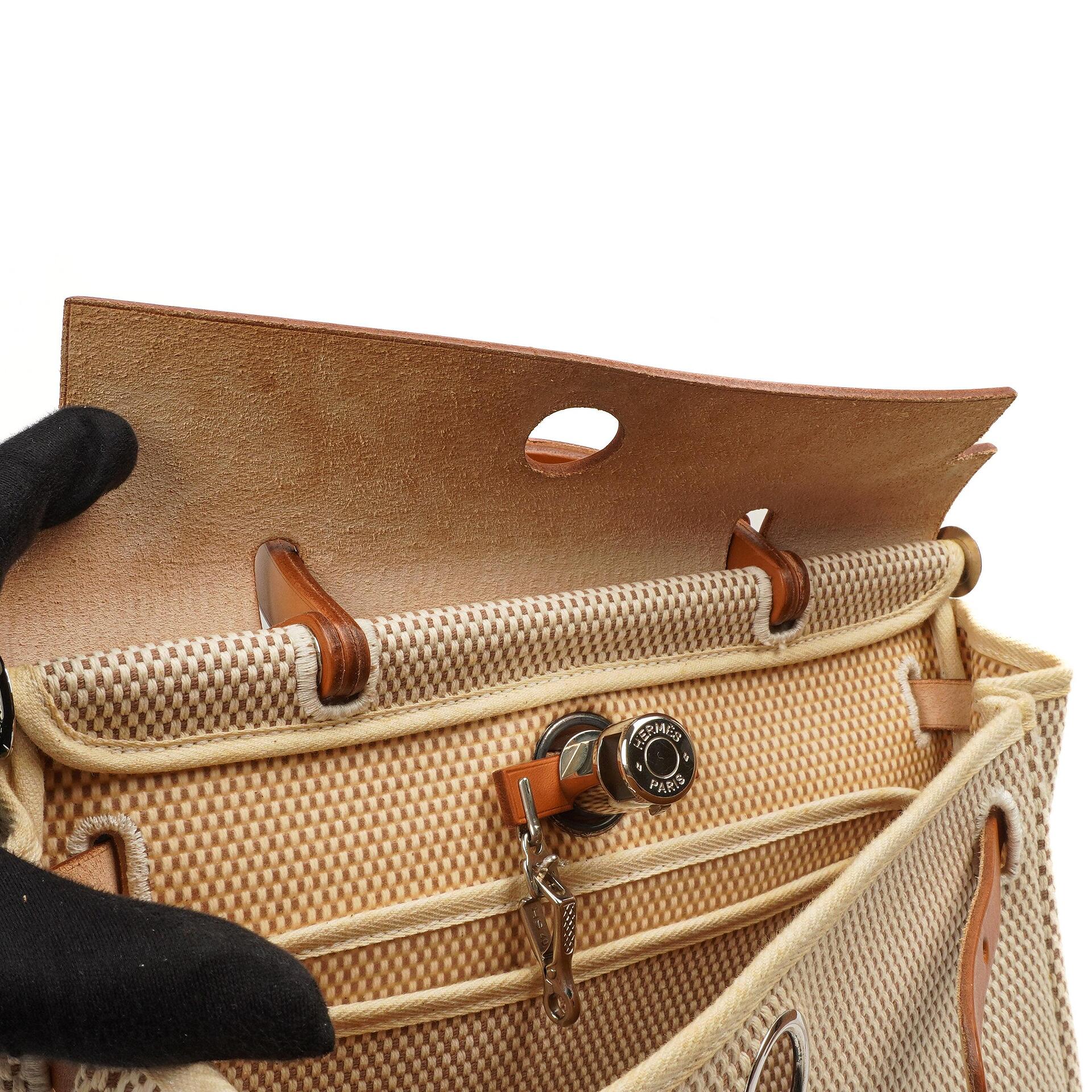 Hermes Herbag PM Vache Hunter Criss Viking 30 Ecru Beige Naturel 2-Wege Tasche Palladium Hardware