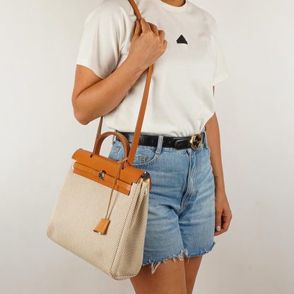 Hermes Herbag PM Vache Hunter Criss Viking 30 Ecru Beige Naturel 2-Wege Tasche Palladium Hardware
