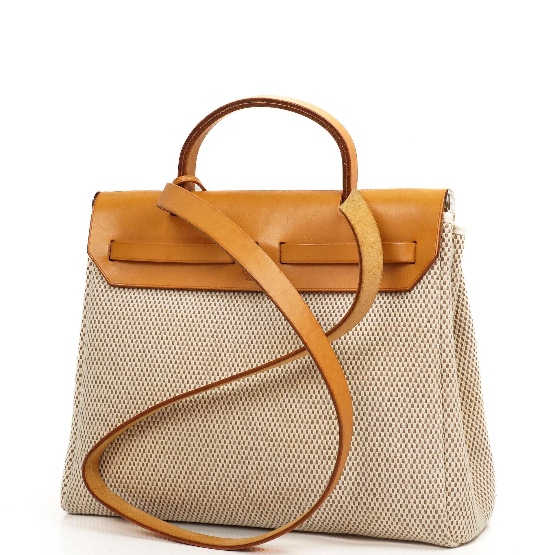Hermes Herbag PM Vache Hunter Criss Viking 30 Ecru Beige Naturel mit Palladium-Beschlägen