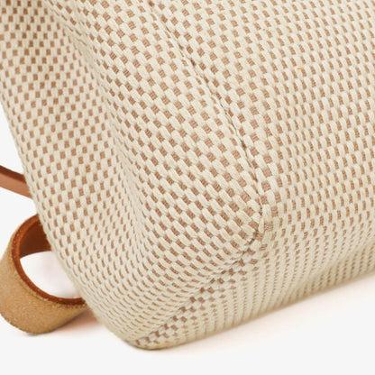 Hermès Herbag PM 2-Wege-Rucksack aus Vache Hunter mit Criss Viking in Ecru, Beige und Naturel
